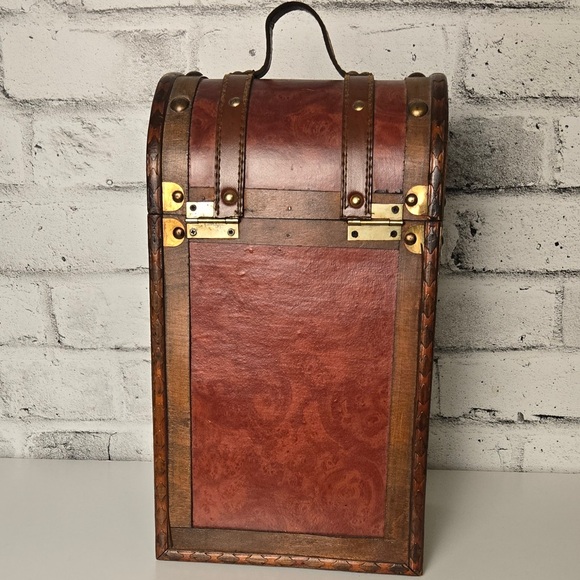 Rustic Wooden Trunk Wall Box Storage Chest Faux Leather Straps - Picture 4 of 15